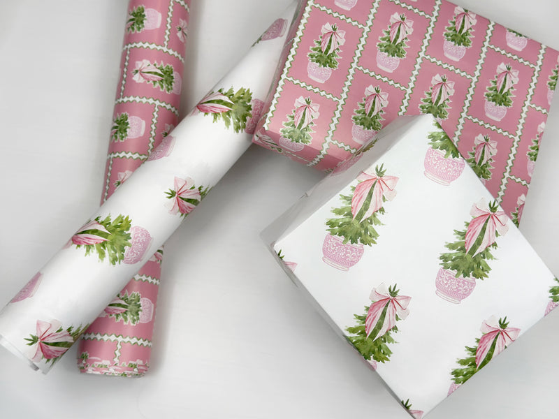 Carnation Christmas Tree Gift Wrap Roll