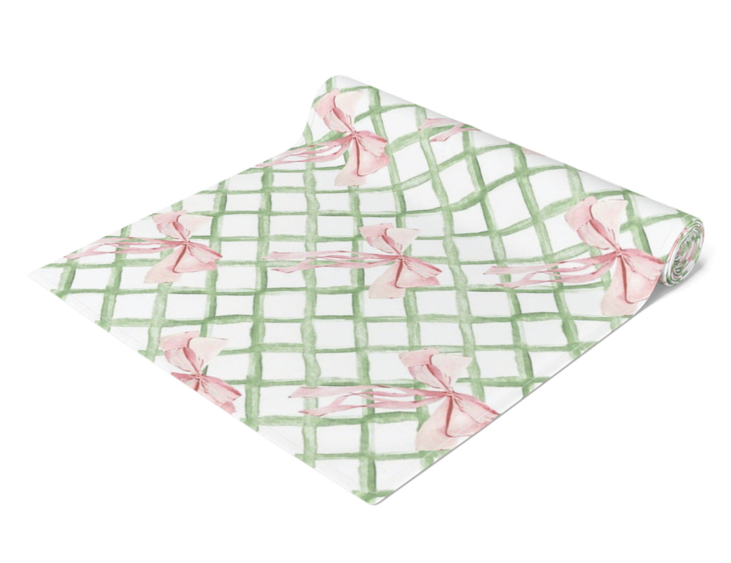 Lattice Grace Table Runner