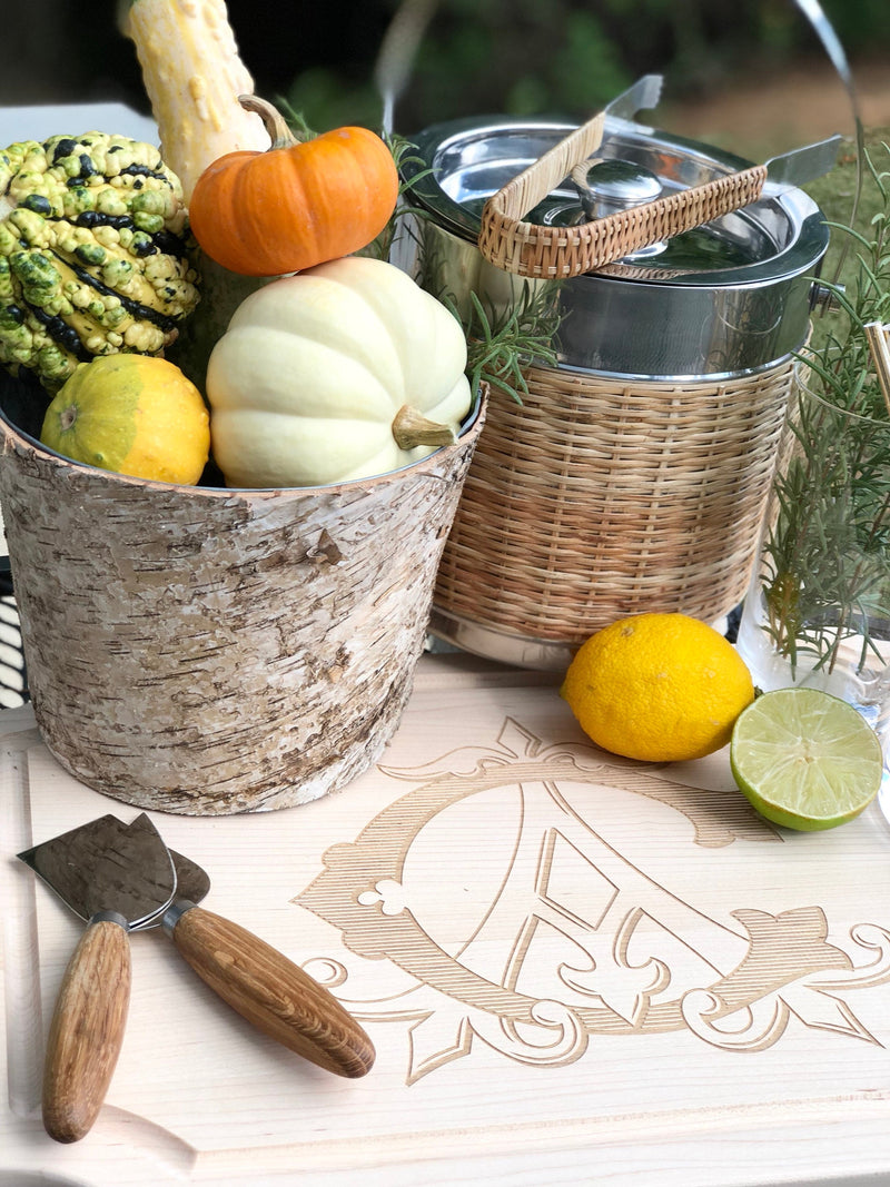 Wood Scalloped Cutting Board