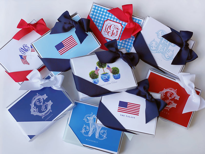 Patriotic Boxwood Topiary Fold-Over Stationery